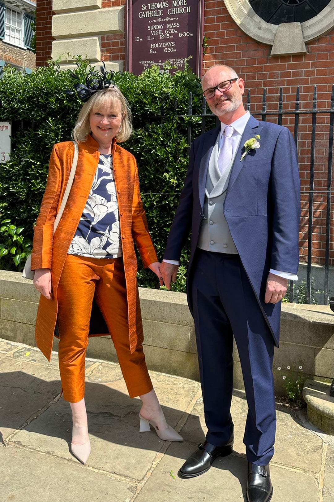 Orange silk suit for women. Mother of the bride suit in raw silk. 