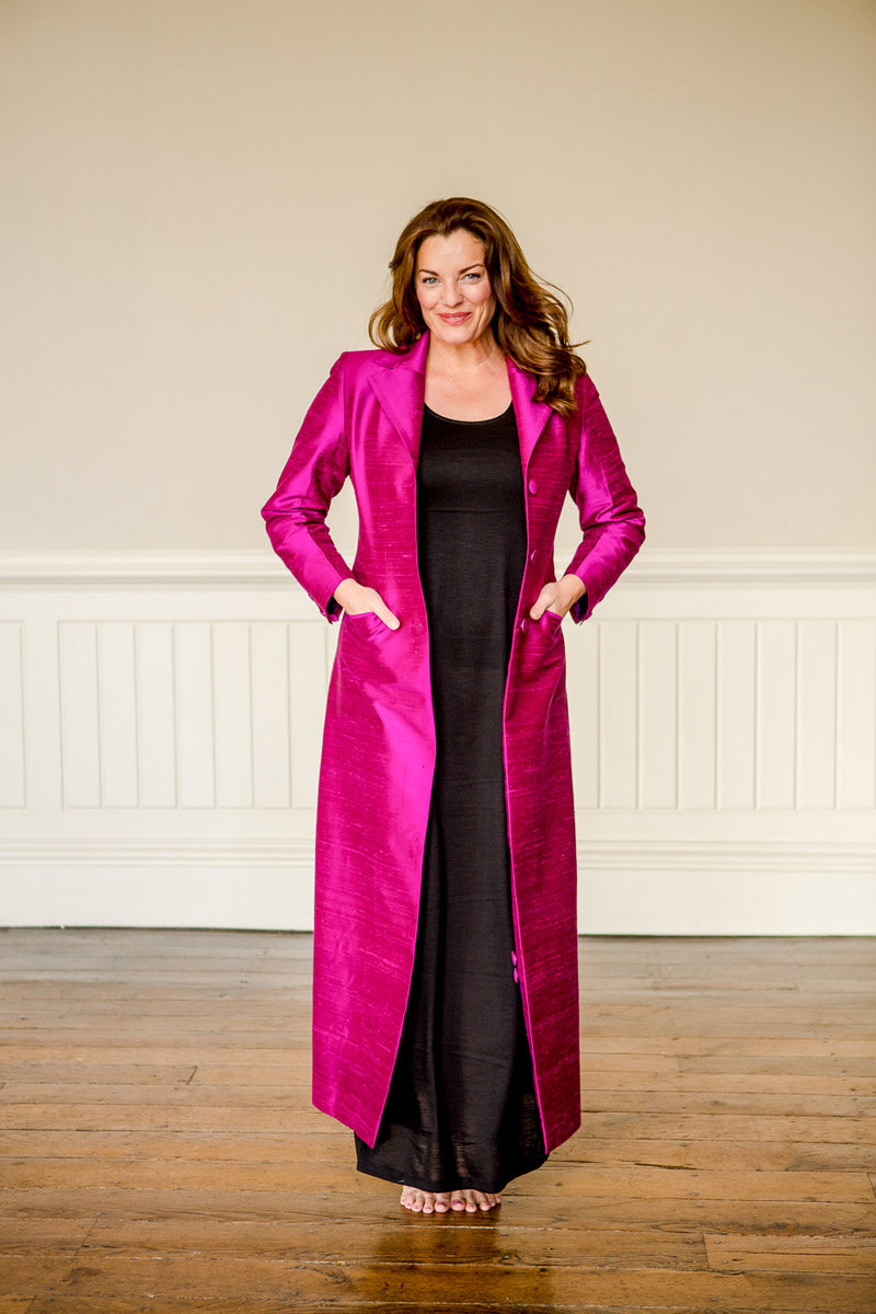 pink raw silk maxi coat, plus size mother of the bride outfit, plus size opera coat, pink silk opera outfit, pink wedding guest coat, floor length coat, black tie wedding outfit