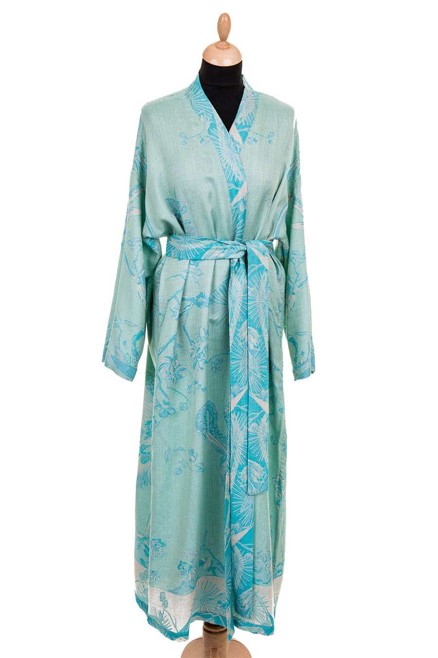 Shibumi dressing gown in blue and white. Plus size women dressing gown with a belt. Tree of life motif. 